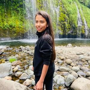 Meet your Posher, Arely